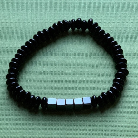 Hemalyke and Black Glass Bracelet - Picture 2 of 2
